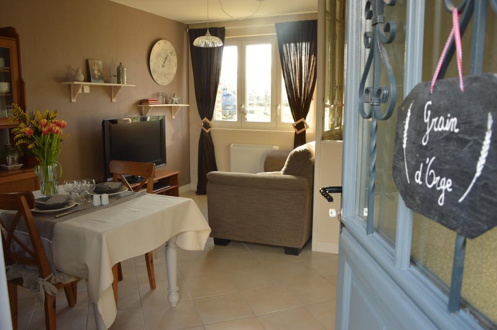 Le Clos Charmaine Auquemesnil ภายนอก รูปภาพ