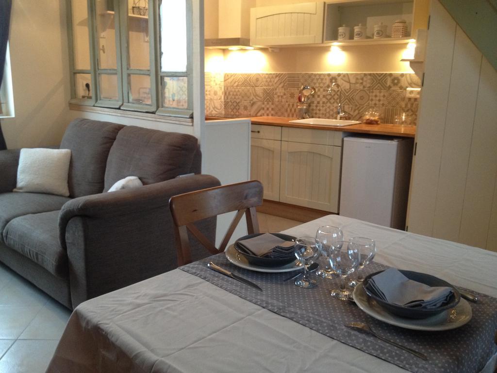 Le Clos Charmaine Auquemesnil ภายนอก รูปภาพ